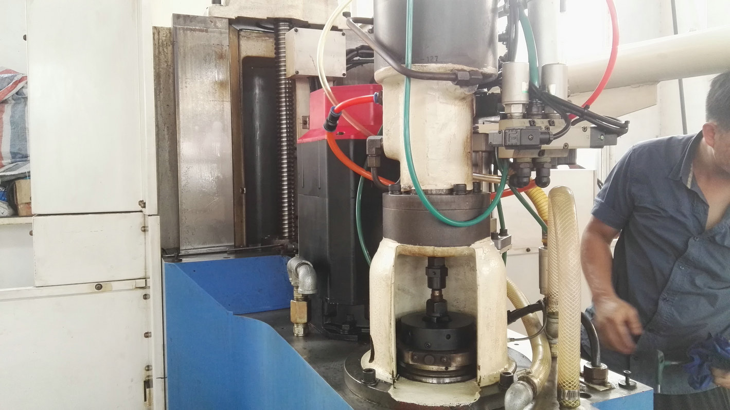 起亞機(jī)床維修